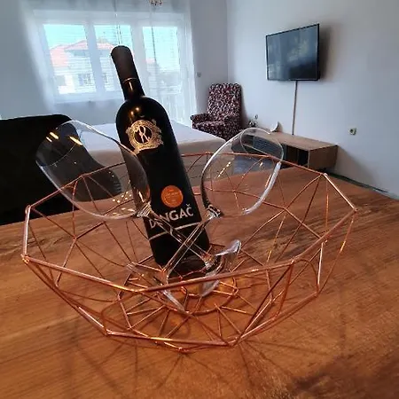 Slow Motion Apartman